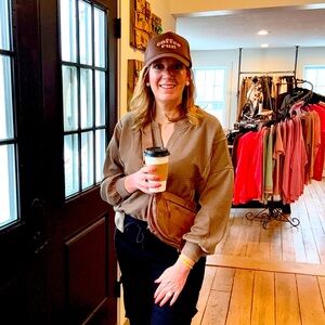 Meet your Posher, Alison